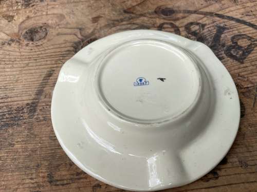 Ogden's Robin Tobacco Ceramic Cigarette Ashtray c1939