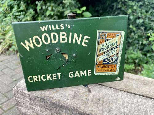 Wills Woodbine Cigarette Cricket Tin Game Advertising Novelty c1932