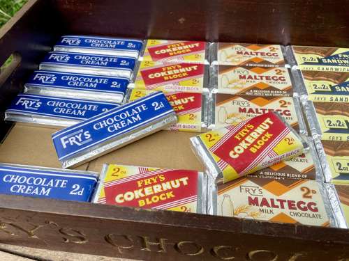 Fry's Chocolate bar Cinema Theatre Usher / Usherette Tray c1920s