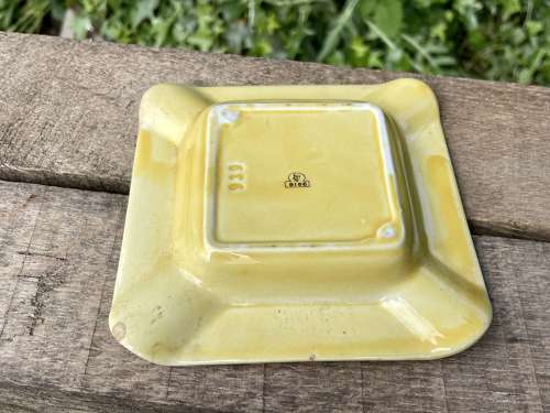 Ogden's Robin Bird Tobacco Ceramic Ashtray c1930s