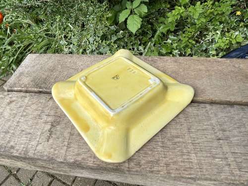 Ogden's Robin Bird Tobacco Ceramic Ashtray c1930s