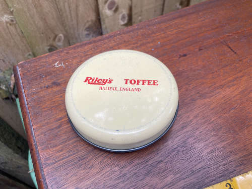 Riley's Toffee Golly Image Children's Sweet Tin c1950s