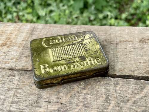 Cadbury Cocoa Chocolate Vesta Striker Sample Tin c1900s ( No Tree)