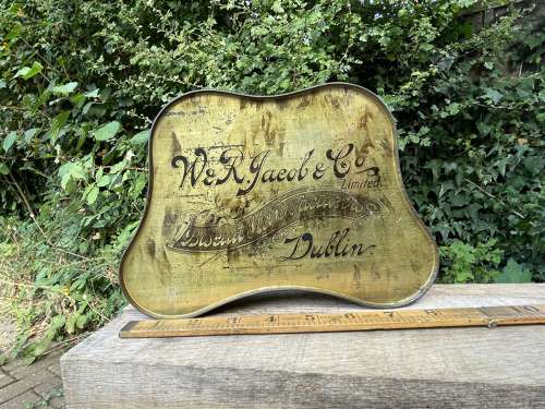 Jacob & Co Dublin Bird Image Buttley Fly Shaped Biscuit Tin c1900s