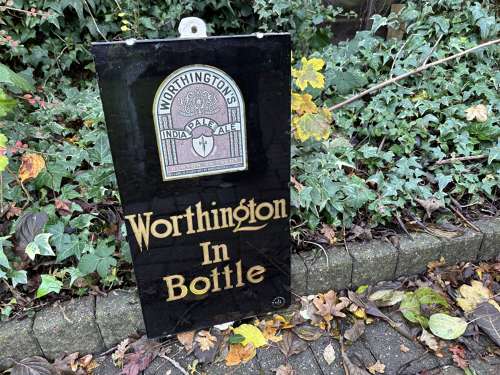 Vintage Worthington's Pale Ale Beer Pub Glass & Slate Sign