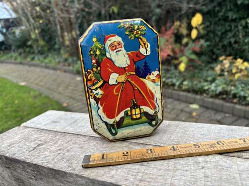 Blue Bird Santa Claus On his sleigh Christmas Toffee Tin c1930s