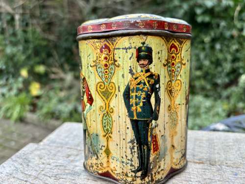 Macfarlane Lang Soldier Image Biscuit Tin c1890s