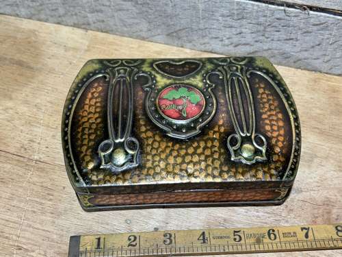 Superb Cadbury Art Nouveau Chocolate Tin c1905