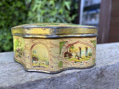 Huntley & Palmers Victorian Biscuit Tin c1900s