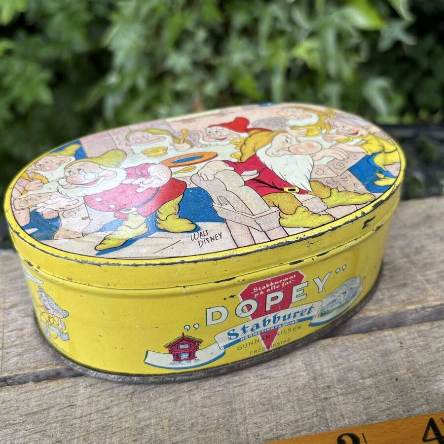 Snow White & Seven Dwarfs Stabbuert Biscuit confectionery Tin c1938