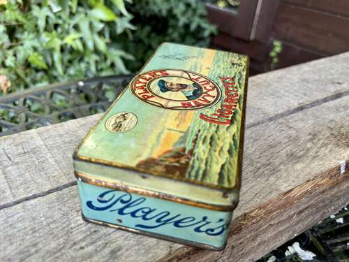 Player's Hand Made Embossed Navy Cut 100 Cigarette Tin c1900s