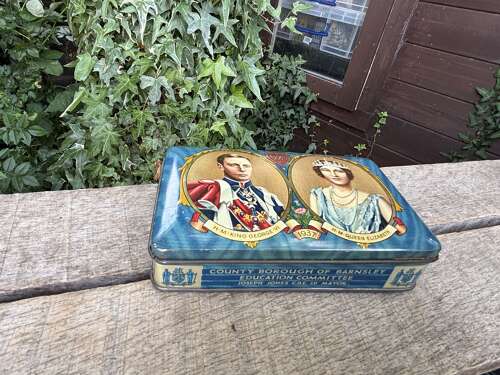 Superb King George 6th Barnsley Chocolate Toffee Royal Tin c1937