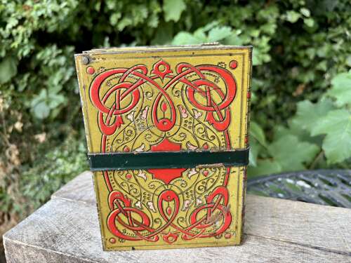 Superb Huntley & Palmers Bundle of Books Biscuit Tin c1900s