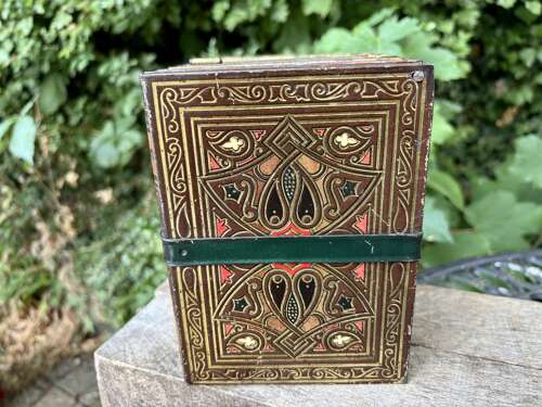 Superb Huntley & Palmers Bundle of Books Biscuit Tin c1900s