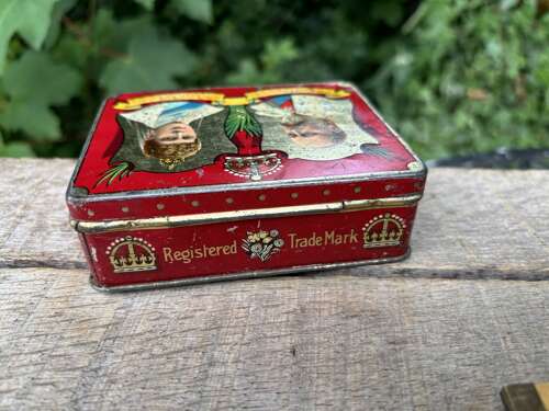 Tucker's of Totnes King Edward 7th Royal Toffee Tin c1902