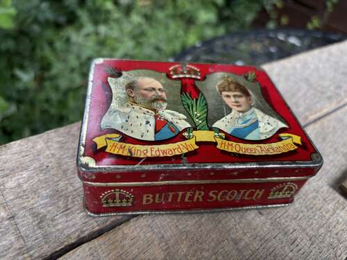 Tucker's of Totnes King Edward 7th Royal Toffee Tin c1902