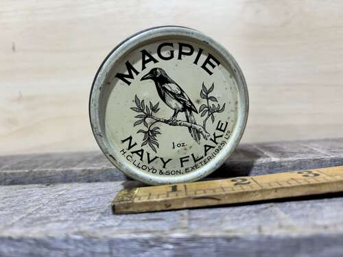 Lloyd & Son Magpie Navy Cut Bird 2oz Tobacco Tin c1930s