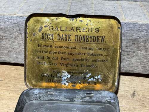 Unusual Gallaher’s Tobacco 4oz Colour Variation Tin c1900s