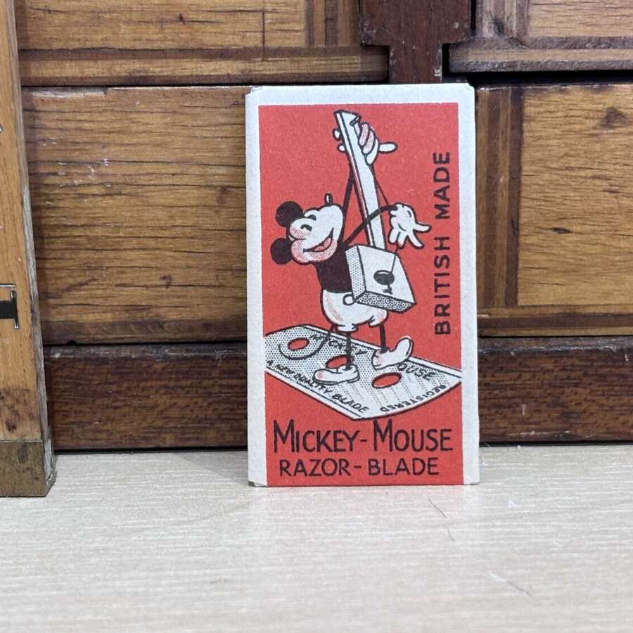 Early Mickey Mouse Disney Shaving Razor Blade Advertising c1930s