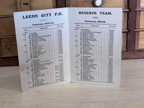 Superb Louis Wain Cats Leed City FC Football Jackson's Tailor Advertising Trade Card c1912