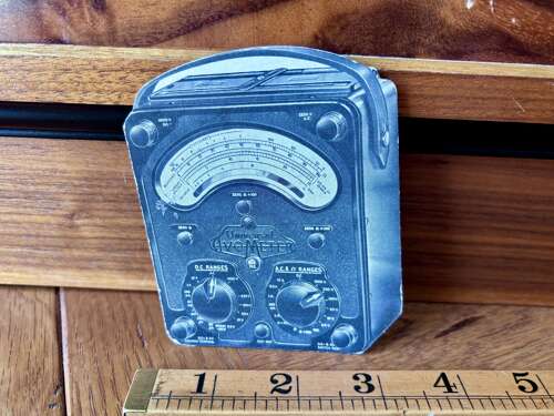 Universal Avo Meter Electrical Die-Cut Advertising Trade Card c1900s