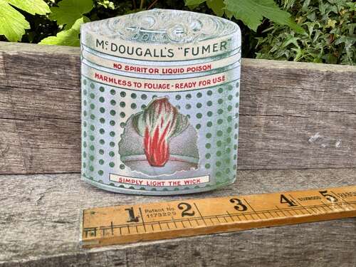McDougal's Insectiside Sutton's Seeds Gard Related Fold out Advertising Trade Card c1900s