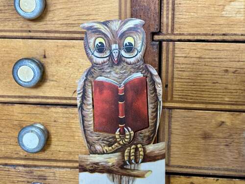 Superb Finch Publishers London Owl Book Mark Die Cut Advertising Celluloid Ephemera c1900s