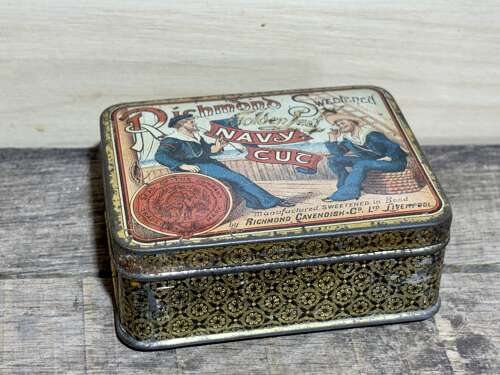 Medium Richmond Liverpool Navy Cut Sailor Image 4oz Tobacco Tin c1900s