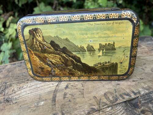 Carr's Isle of Wight Victoria Biscuit Tin c1900s
