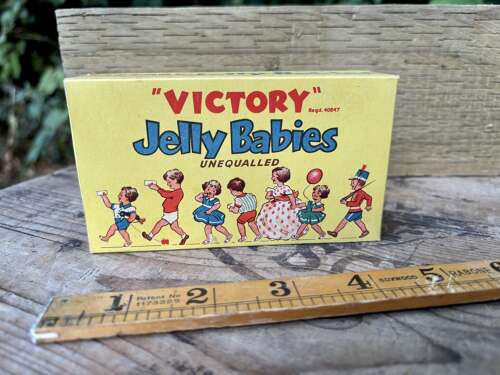 Victory V Jelly Babies Children Marching Sweet Box c1960s