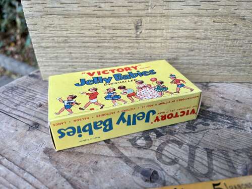 Victory V Jelly Babies Children Marching Sweet Box c1960s
