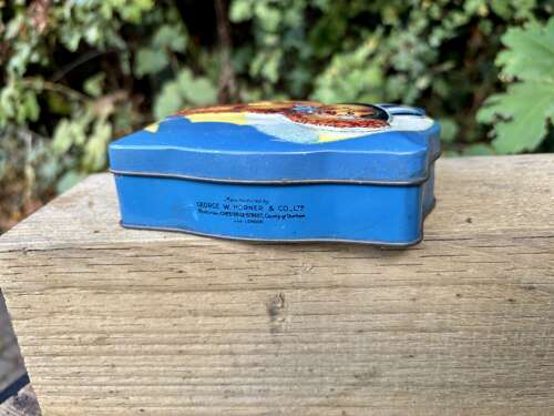 Superb George Horner Embossed Teddy Bear Toffee Tin c1930s