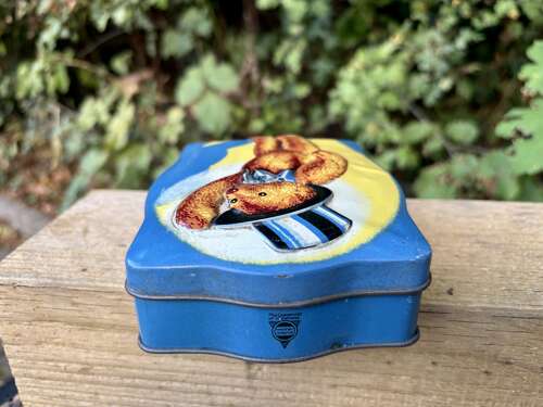 Superb George Horner Embossed Teddy Bear Toffee Tin c1930s